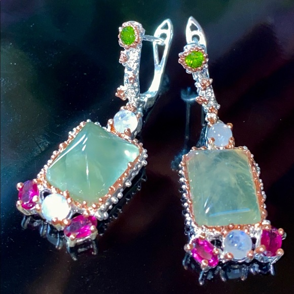 Artist created, stamped 925 Jewelry - Elegant Genuine Prehnite Sterling Silver Earrings